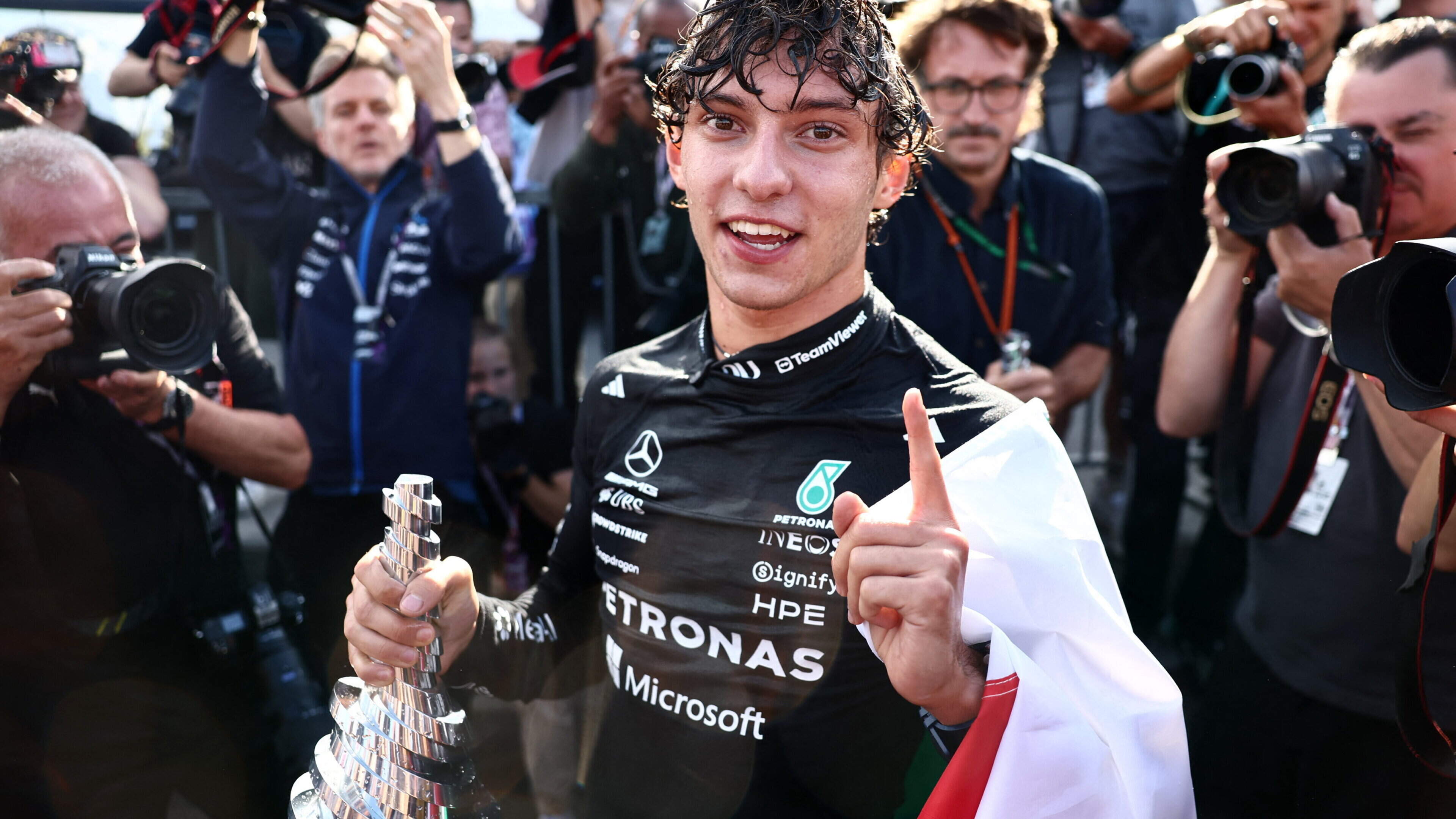 George Russell ‘numb to disappointment’ after crash as Kimi Antonelli wins again